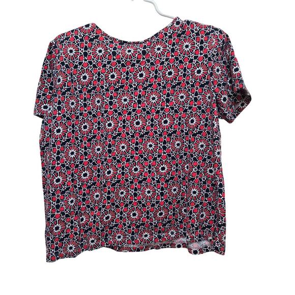 Alfred Dunner Red Floral Short Sleeve Blouse LP - Picture 2 of 7